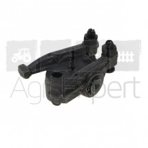 Support de culbuteur moteur D226, D226-B, TD226, TD226-B, Fendt, Renault 103-12, 103-14, 103-52, 103-54, 106-54, 110-14, 110-54, 113-12, 113-14, 114-14, 120-14, 120-54, 133-12, 133-14, 133-54, 145-14, 145-54, 155-54, 160-94, 175-74, 180-94